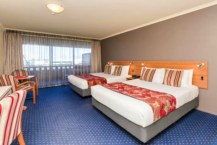 Twin Room at Heartland Auckland Airport