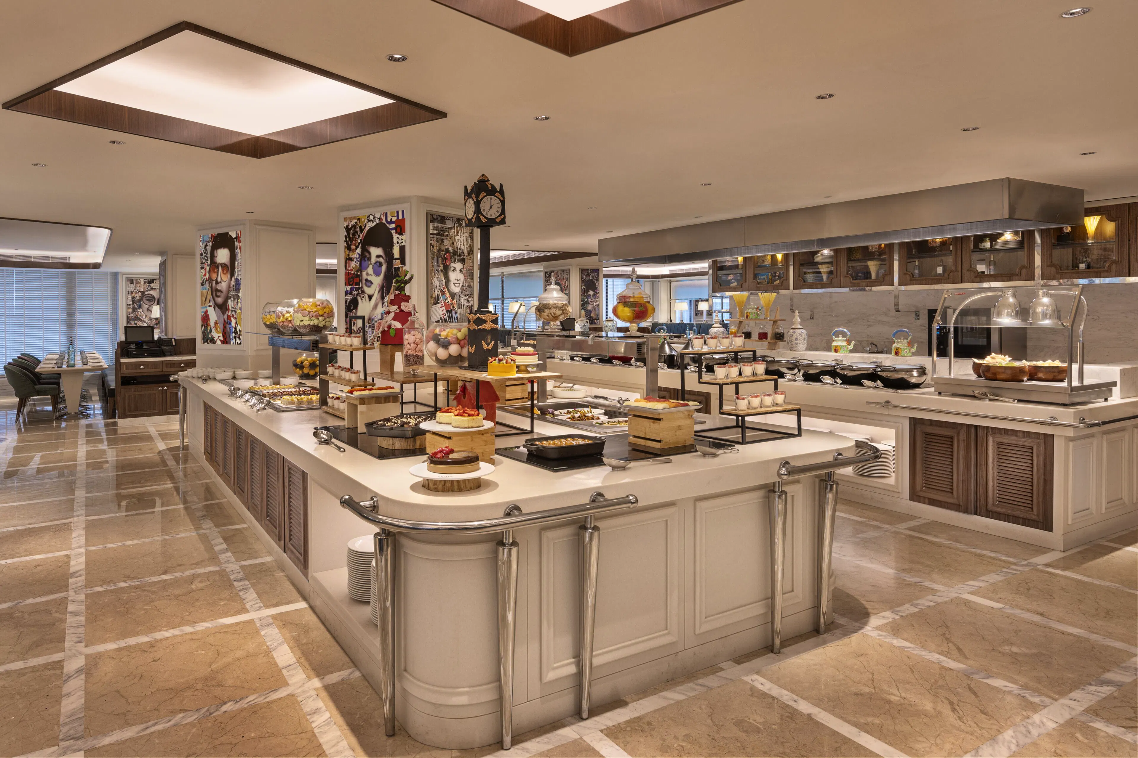Buffet im Aurika Mumbai Skycity