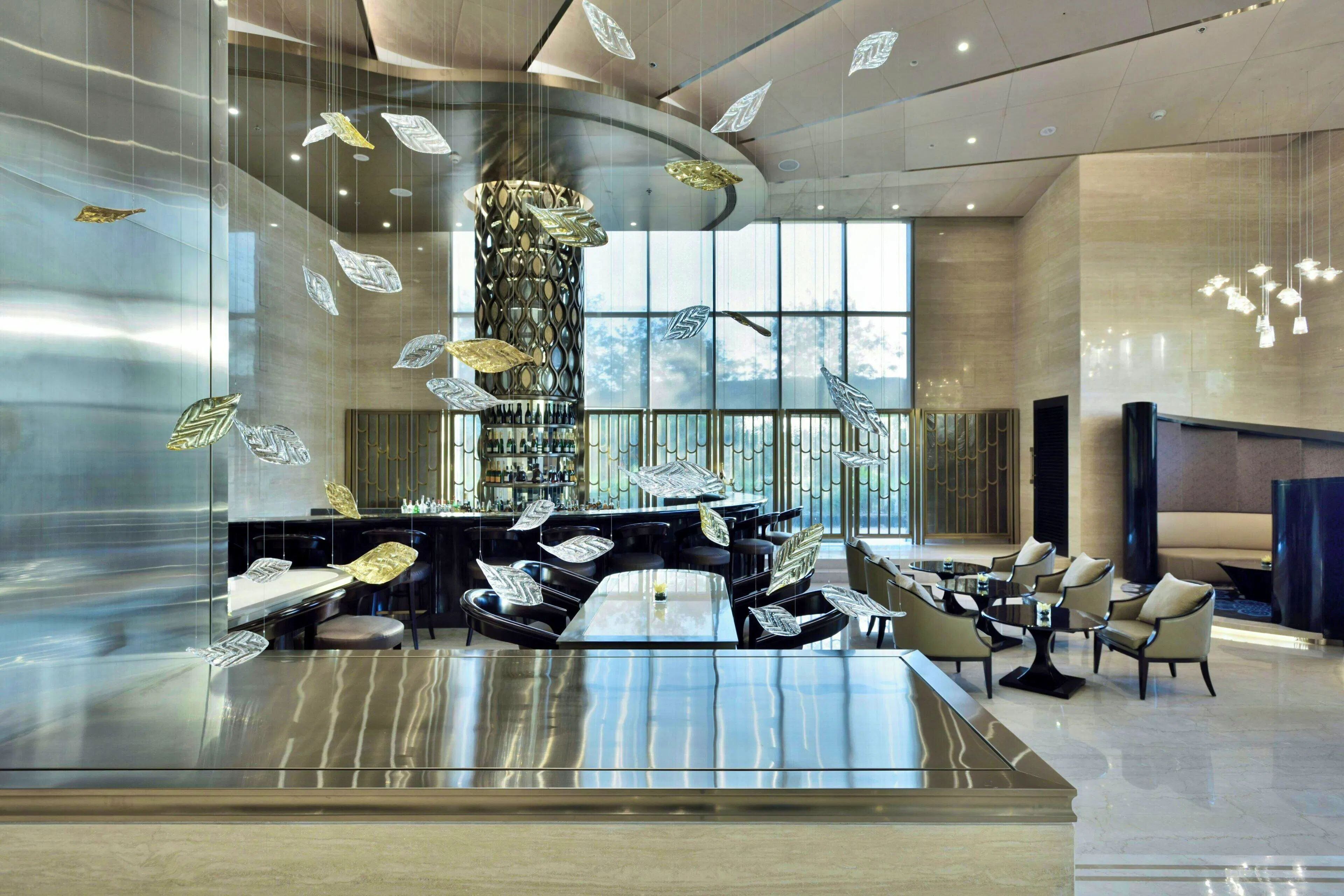 Lobby bar and seating at JW Marriott Mumbai Sahar