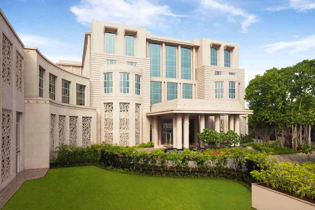 Taj Santacruz Hotel 외관