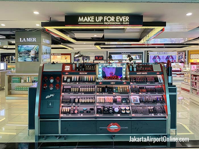 Make Up For Ever Counter