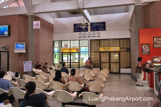 Airport Terminal Waiting Area - Restaurant