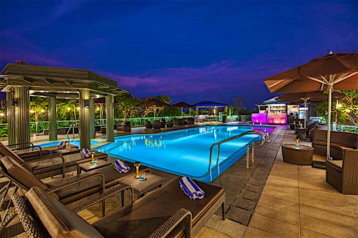 Hotel Rooftop Pool