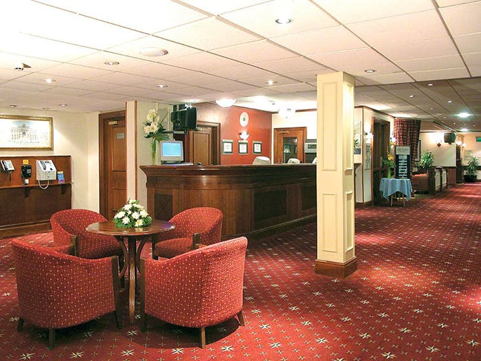 Hotel Lobby Britannia Newcastle Airport