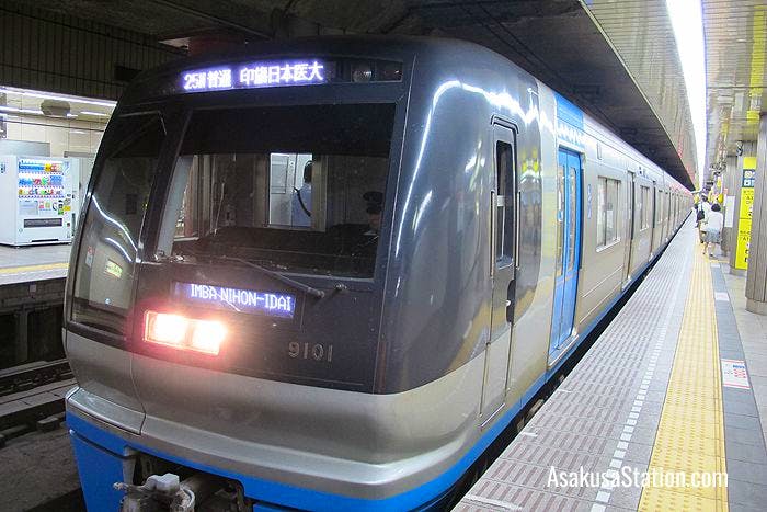 A through service for Imba-Nihon-Idai Station at Platform 2 Toei Asakusa Station