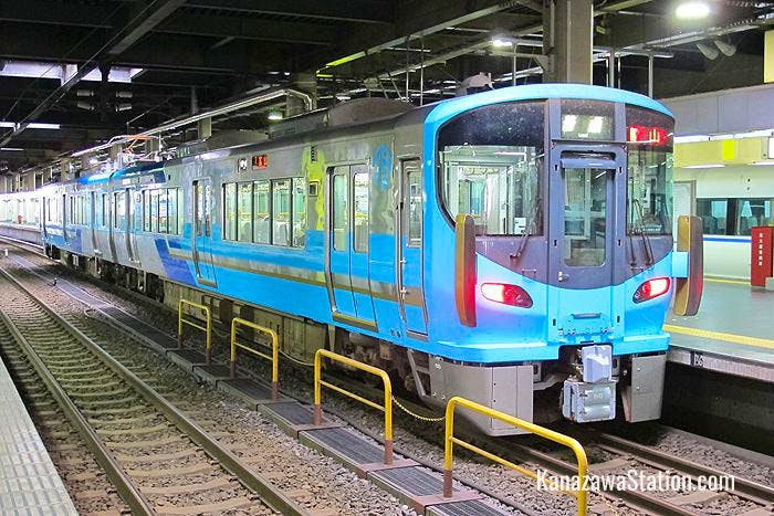 IR Ishikawa Railway trains are colored pale blue