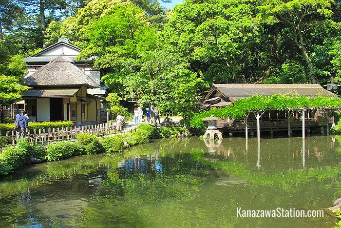 The Hisagoike pond and Yugao-tei tea house