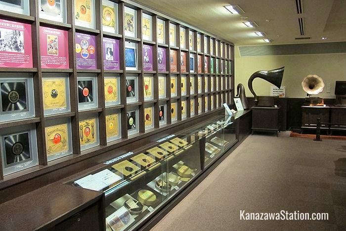 Hiroshi Yokaichiya collected over 20,000 SP records