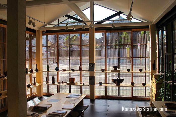 The Ohi Gallery was designed by Kengo Kuma