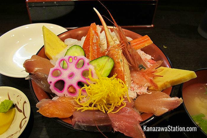A bowl of rice topped with sashimi will cost you around 2,700 yen