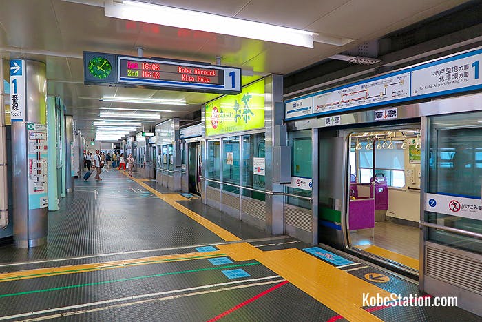 Platform 1 at Port Liner Sannomiya Station