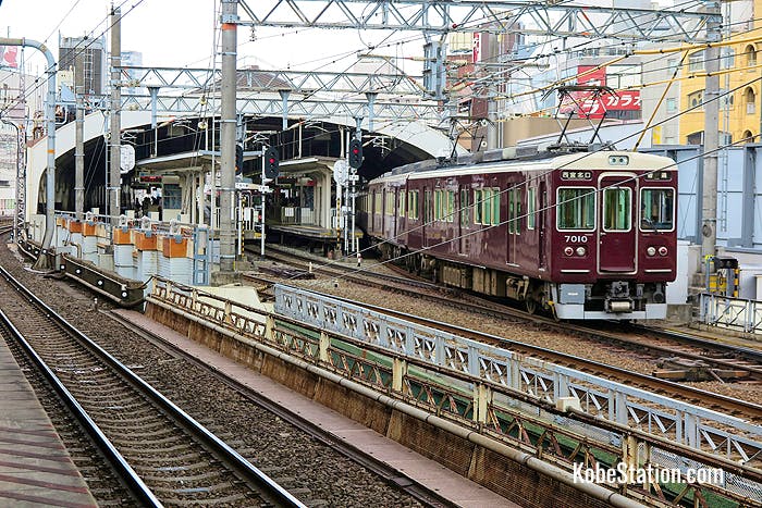 Hankyu Kobe-Sannomiya Station viewed from the platforms of JR Sannomiya Station