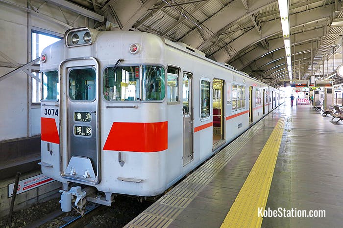 A Sanyo Dentetsu local train bound for Himeji at Platform 1