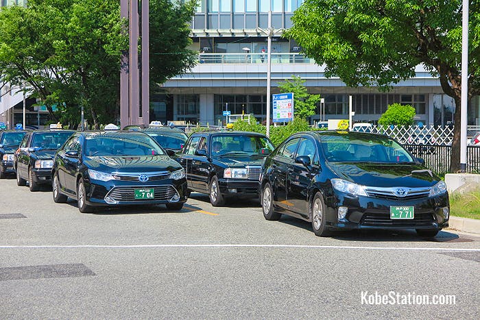 Taxis waiting at JR Sannomiya Station