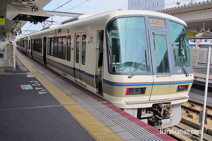 A Miyakoji Rapid Service train bound for Kyoto at JR Nara Station