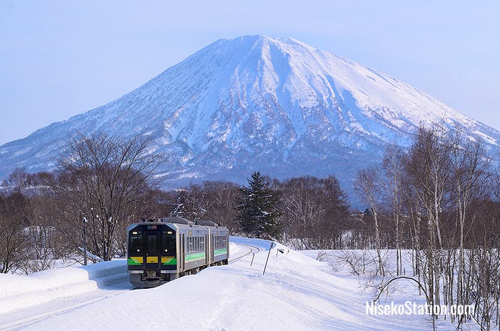 Hakodate Main Line tran with Mt. Yotei in the background