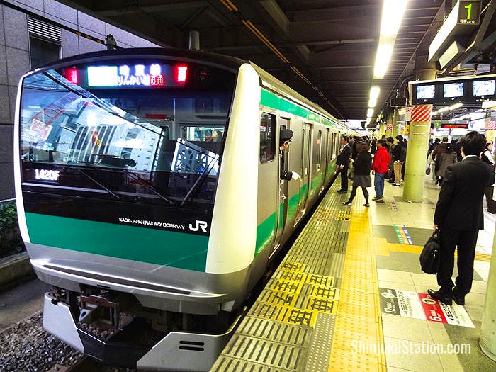 The JR Saikyo Line has through service onto the Rinkai Line, which goes to Odaiba Island