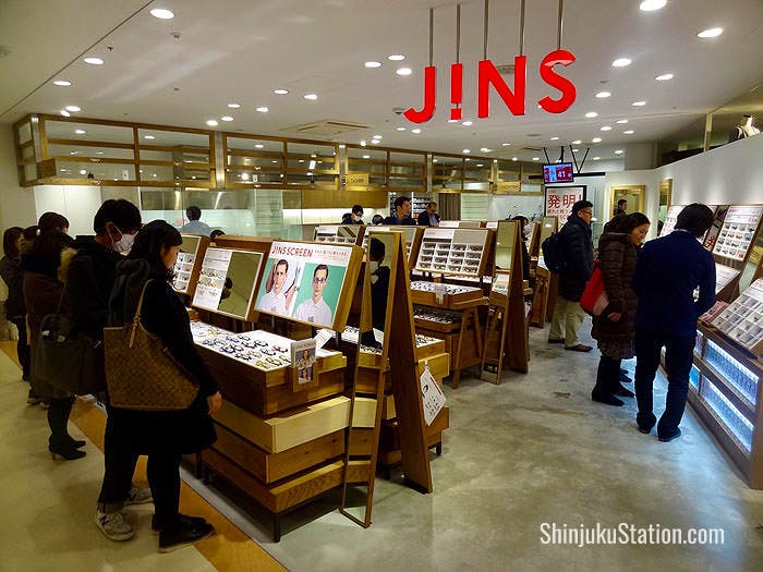 Jins is a leading Japanese eyewear maker offering quick service at reasonable prices