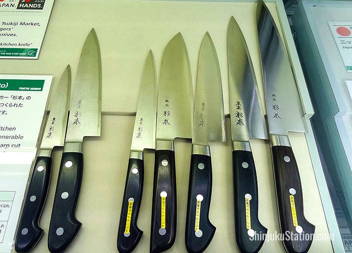 Sugimoto carbon steel knives are used at Tokyo’s Tsukiji fish market