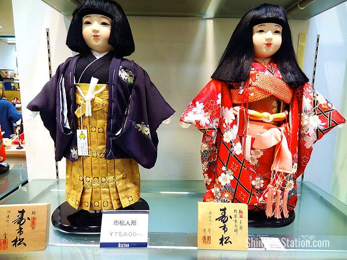 Elaborate ichimatsu dolls on display on the seventh floor