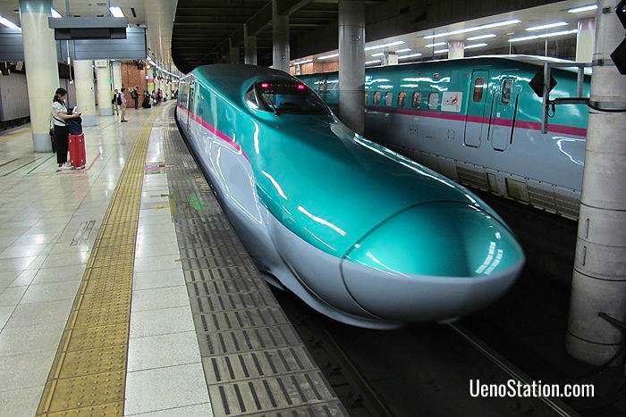 A Nasuno service bound for Koriyama