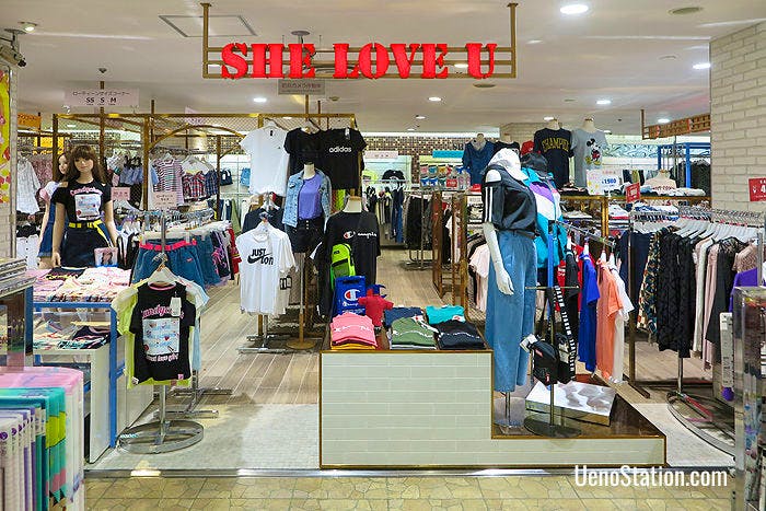 She Love U on the 5th floor stocks casual clothes for teenagers